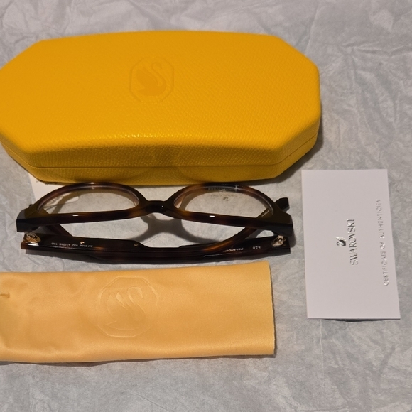 Swarovski Tortoiseshell Glasses Model SK 5392 052 main image 2